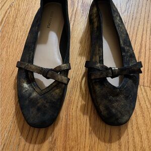 Free People Black and Gold Bow Flats